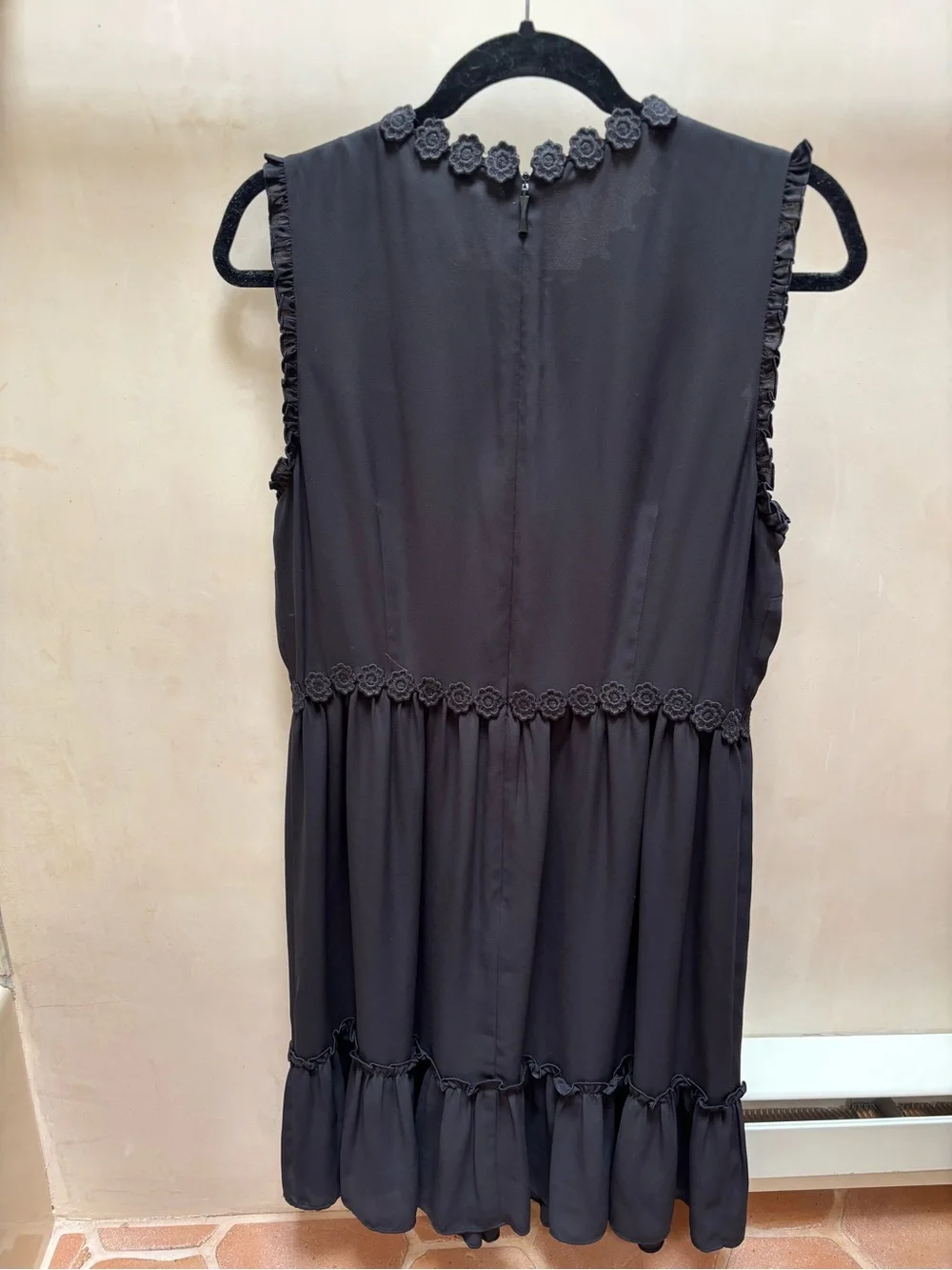 Kate Spade New Black Floral-Applique Sleeveless Dress